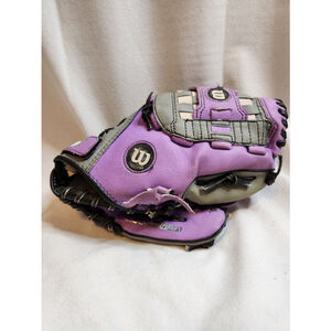 Wilson | Girls Ball Glove | Kids | Children | Purple